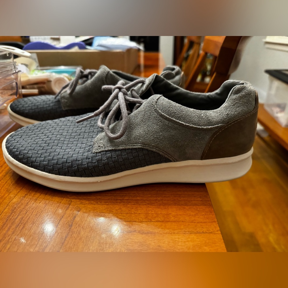 Men's Ugg Sneakers, size 10 - worn twice, great condition.
